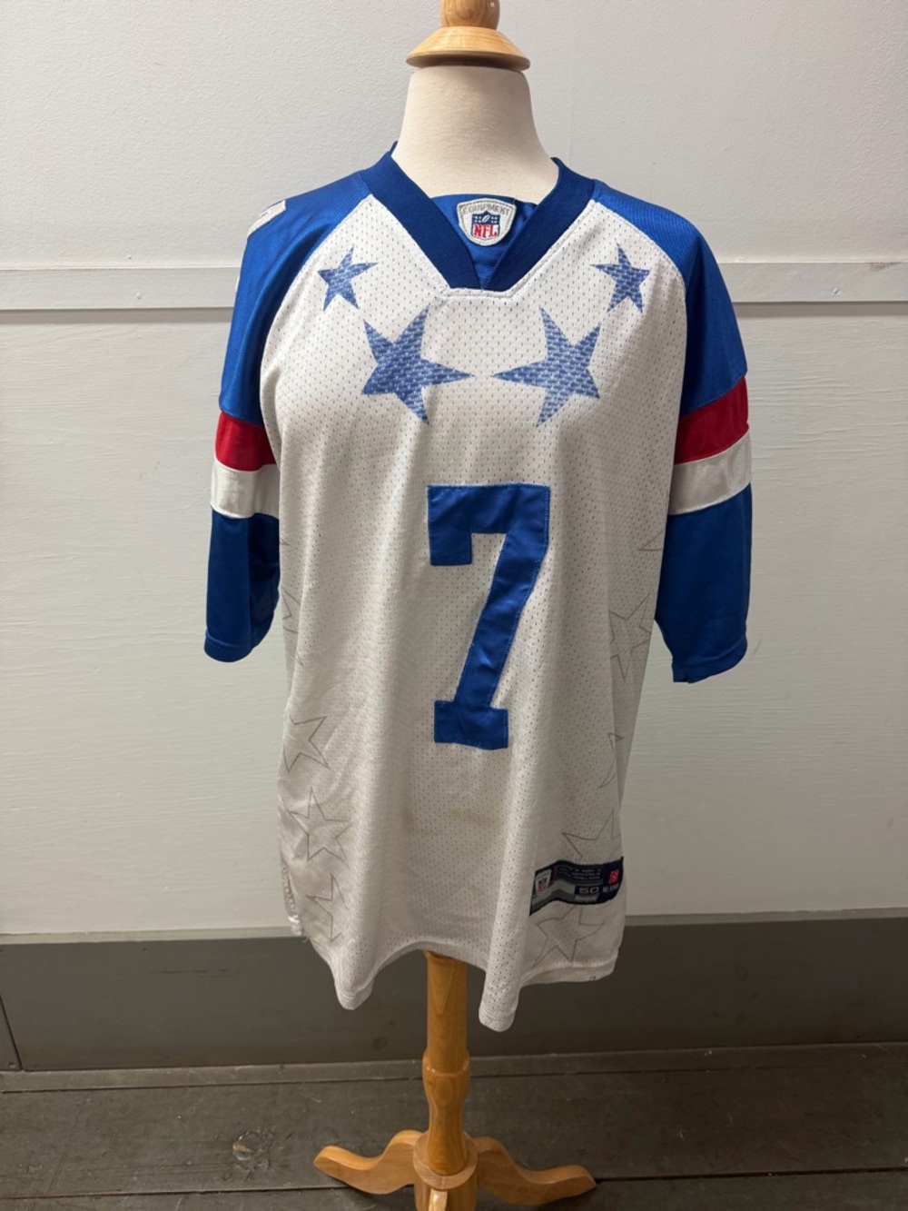 Michael Vick Pro Bowl On field eagles Reebok sz 50 jersey